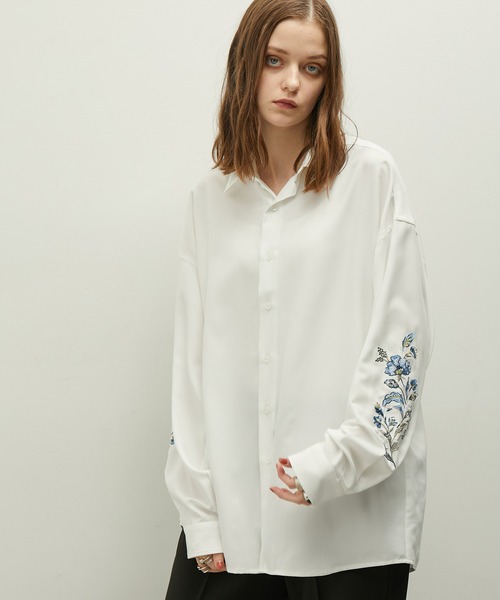 JUNRED（ジュンレッド）の「【 UNISEX 】フラワーデコオーバーシャツ（シャツ/ブラウス・メンズ・ブラック/ホワイト/ブラック系その他/ホワイト系その他・S/M/L）」の15枚目の写真