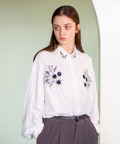 JUNRED（ジュンレッド）の「【 UNISEX 】フラワーデコオーバーシャツ（シャツ/ブラウス・メンズ・ブラック/ホワイト/ブラック系その他/ホワイト系その他・S/M/L）」の9枚目の写真