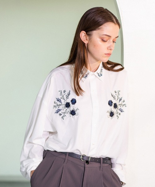 JUNRED（ジュンレッド）の「【 UNISEX 】フラワーデコオーバーシャツ（シャツ/ブラウス・メンズ・ブラック/ホワイト/ブラック系その他/ホワイト系その他・S/M/L）」の8枚目の写真