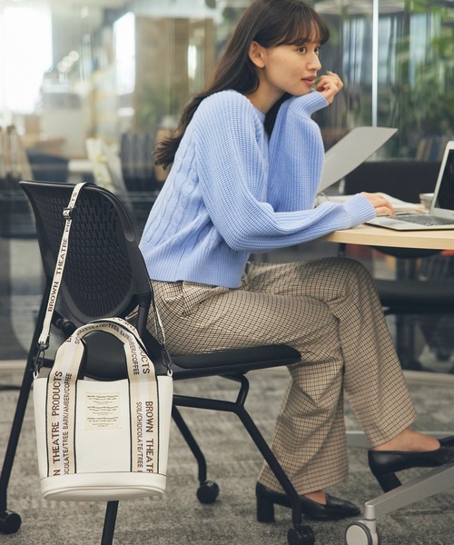 THEATRE PRODUCTS（シアタープロダクツ）の「【BROWN THEATRE PRODUCTSコラボ】2WAYミニトートバッグ（ショルダーバッグ・レディース・ブラック/ベージュ/ホワイト・FREE）」の9枚目の写真