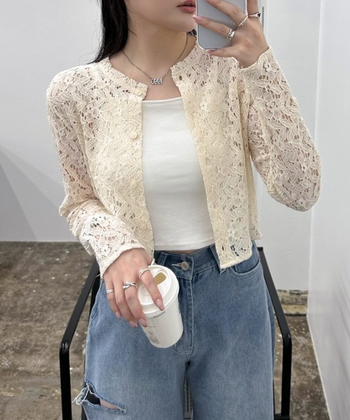 EPIMI E'PIMMY（エピミエピミー）の「フラワーレースブラウスカーディガン（カーディガン/ボレロ・レディース・オフホワイト/アイボリー/ブラック/オリーブ・MEDIUM）」の2枚目の写真