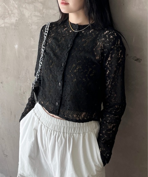 EPIMI E'PIMMY（エピミエピミー）の「フラワーレースブラウスカーディガン（カーディガン/ボレロ・レディース・オフホワイト/アイボリー/ブラック/オリーブ・MEDIUM）」の3枚目の写真