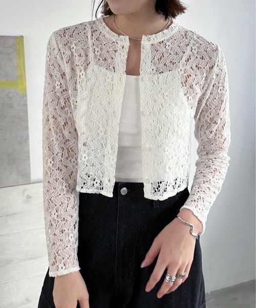 EPIMI E'PIMMY（エピミエピミー）の「フラワーレースブラウスカーディガン（カーディガン/ボレロ・レディース・オフホワイト/アイボリー/ブラック/オリーブ・MEDIUM）」の10枚目の写真