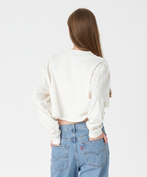 Levi's(リーバイス)の「Levi's/リーバイス クロップ フットボールTシャツ ホワイト(Tシャツ/カットソー・レディース・マルチ・M/S/XS)」の3枚目の写真