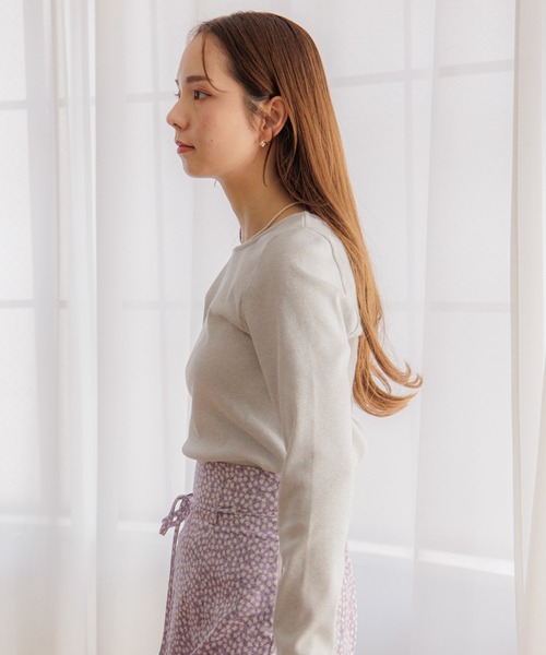 flower（フラワー）の「スパークルトップ（Tシャツ/カットソー・レディース・ベージュ/シルバー・FREE）」の15枚目の写真