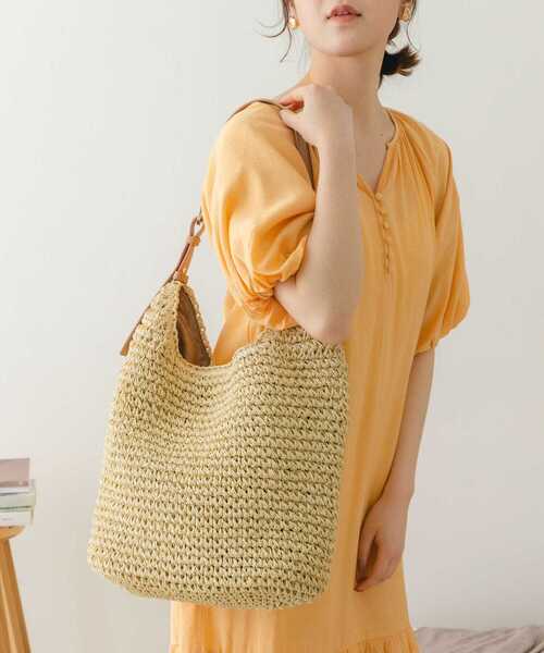 URBAN RESEARCH（アーバンリサーチ）の「ワンハンドルペーパートート（かごバッグ・レディース・ナチュラル/キャメル・ONE）」の18枚目の写真