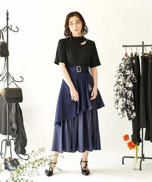 axes femme（アクシーズファム）の「アシメティアードロングスカート（デニムスカート・レディース・ネイビー/ベージュ/ブラック/ホワイト・FREE）」の4枚目の写真
