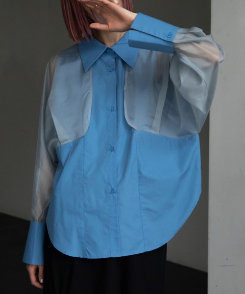 VACANCY（ヴァカンシー）の「袖シアースキンアウトシャツ（シャツ/ブラウス・レディース・ホワイト/ブルー・FREE）」の2枚目の写真
