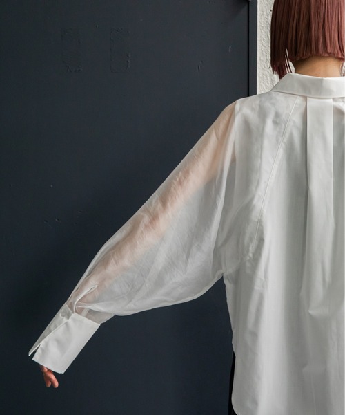 VACANCY（ヴァカンシー）の「袖シアースキンアウトシャツ（シャツ/ブラウス・レディース・ホワイト/ブルー・FREE）」の13枚目の写真