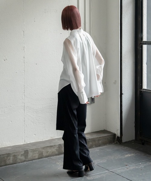 VACANCY（ヴァカンシー）の「袖シアースキンアウトシャツ（シャツ/ブラウス・レディース・ホワイト/ブルー・FREE）」の15枚目の写真