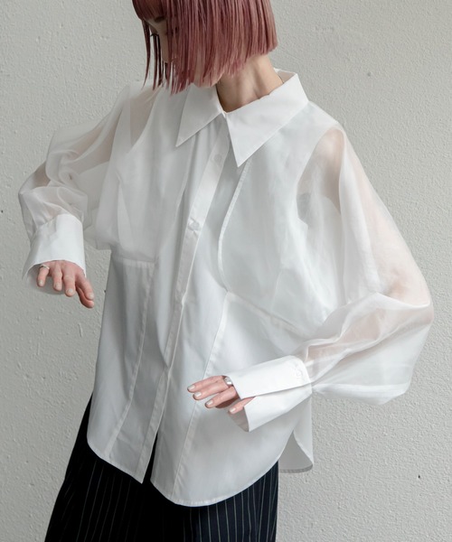 VACANCY（ヴァカンシー）の「袖シアースキンアウトシャツ（シャツ/ブラウス・レディース・ホワイト/ブルー・FREE）」の3枚目の写真