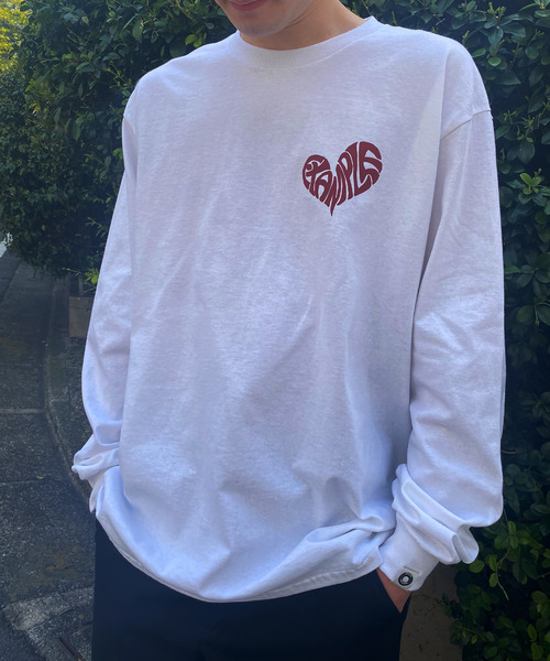 EXAMPLE（エグザンプル）の「《ZOZO LIMITED》EXAMPLE HEART LOGO L/S TEE（Tシャツ/カットソー・メンズ・ホワイト×レッド/ホワイト×ブルー/ホワイト×ブラック/ブラック×ホワイト/ブラック系その他/ブラック×パープル/ブラック×グリーン/ホワイト×イエロー・M/L/XL/XXL）」の11枚目の写真