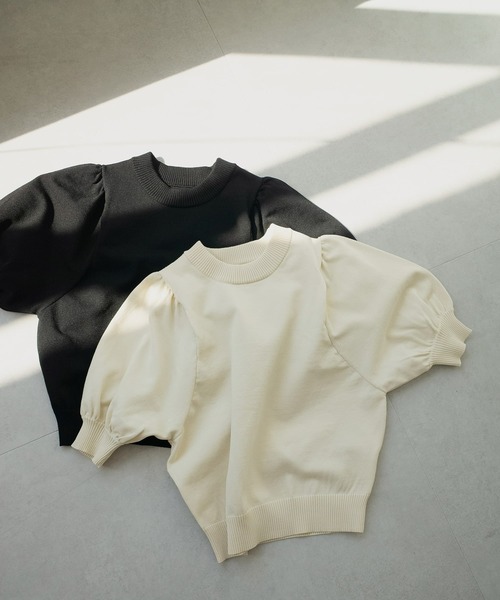MIELI INVARIANT（ミエリインヴァリアント）の「Puff Knit Pullover（ニット/セーター・レディース・ブラック/アイボリー・FREE）」の11枚目の写真