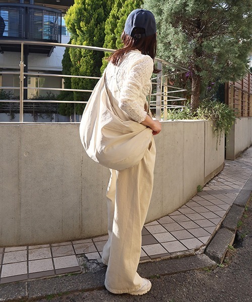 CREDONA(クレドナ)の「パデットショルダーBag(ショルダーバッグ・レディース・ブラック/アイボリー・FREE)」の19枚目の写真