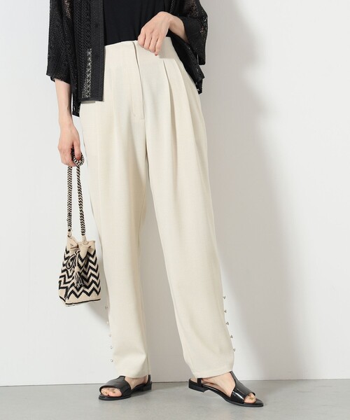 BEAMS HEART（ビームスハート）の「BEAMS HEART / パイピング 裾ボタン ハイウエストパンツ（スラックス・レディース・ブルー/ベージュ/ブラック系その他4/ホワイト系その他5/ネイビー・FREE）」の2枚目の写真