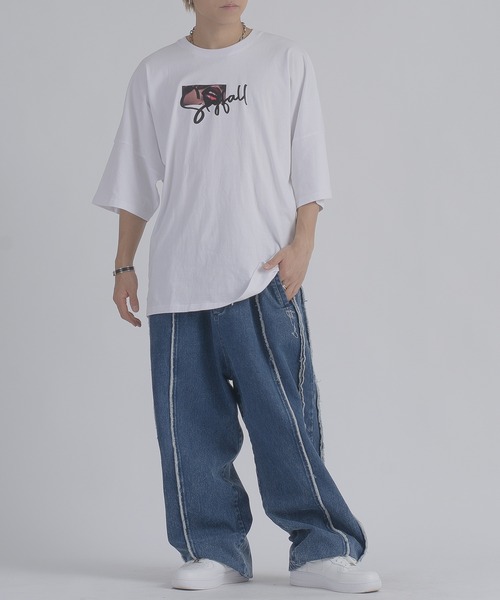 RE730(アールイーセブンサーティー)の「RE730 ビッグシルエットドルマンTシャツ セクシーなリッププリント(Tシャツ/カットソー・メンズ・ブラック/オフホワイト・MEDIUM/LARGE/X-LARGE)」の3枚目の写真