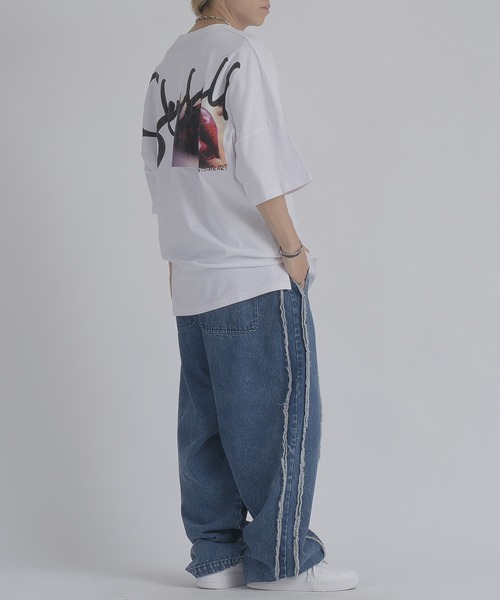 RE730(アールイーセブンサーティー)の「RE730 ビッグシルエットドルマンTシャツ セクシーなリッププリント(Tシャツ/カットソー・メンズ・ブラック/オフホワイト・MEDIUM/LARGE/X-LARGE)」の6枚目の写真