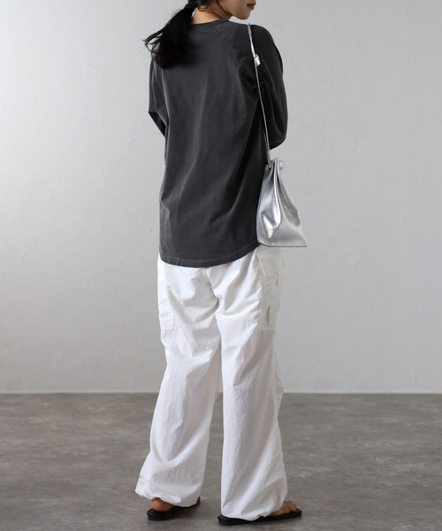 CREARE -LINO-(クレアーレリノ)の「<ユニセックス>オーバーサイズ ルーズ ワイド カーゴパンツ(カーゴパンツ・メンズ・ホワイト/ブラック/カーキ/チャコールグレー/ネイビー・M/L)」の18枚目の写真