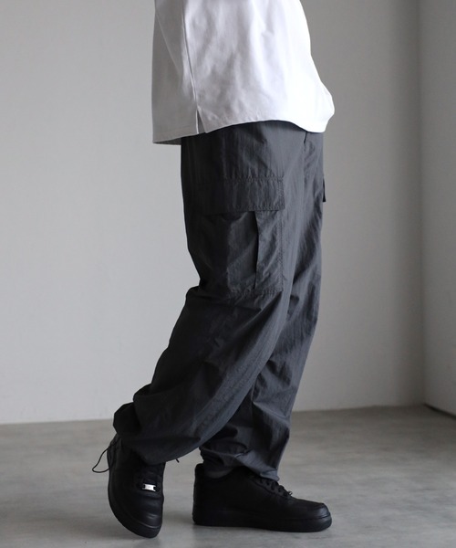 OFF-WHITE オフホワイト ロゴプリント カーゴスラックスパンツ