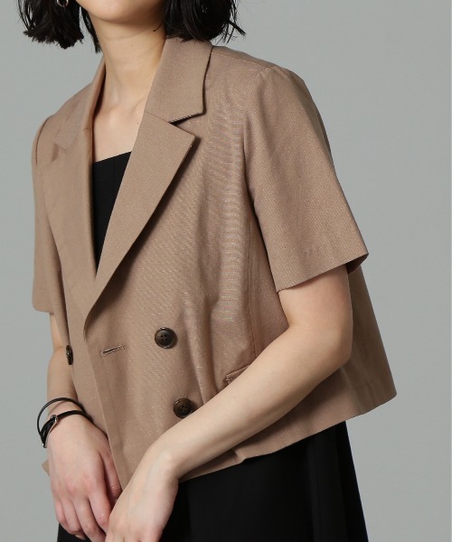 FREE'S MART（フリーズマート）の「【Sシリーズ対応】◆［セットアップ対応］綿麻ショート丈ハーフスリーブジャケット（テーラードジャケット・レディース・ベージュ/ブラウン/パープル・X-SMALL/SMALL/MEDIUM）」の2枚目の写真