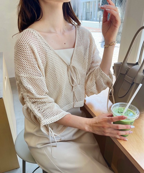 one after another NICE CLAUP（ワンアフターアナザーナイスクラップ）の「メッシュカーディガン（カーディガン/ボレロ・レディース・オフホワイト/アイボリー・FREE）」の4枚目の写真