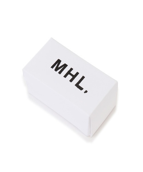 MHL.（エムエイチエル）の「LEATHER STRAP WATCH（アナログ腕時計・レディース・ブラック/ブラウン・FREE）」の4枚目の写真