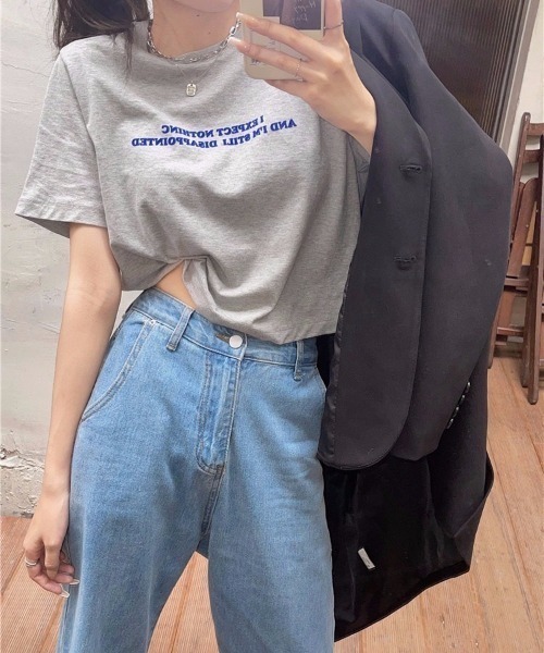 Ada.（エイダ）の「レタリングプリントクロップドTシャツ（Tシャツ/カットソー・レディース・グレー/ホワイト・FREE）」の12枚目の写真