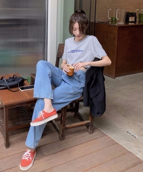 Ada.（エイダ）の「レタリングプリントクロップドTシャツ（Tシャツ/カットソー・レディース・グレー/ホワイト・FREE）」の15枚目の写真