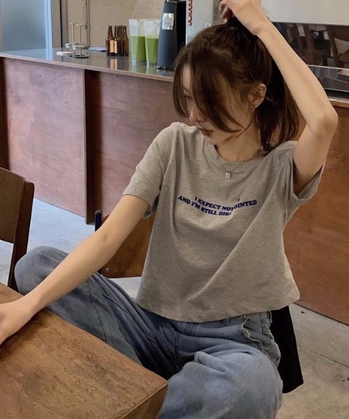 Ada.（エイダ）の「レタリングプリントクロップドTシャツ（Tシャツ/カットソー・レディース・グレー/ホワイト・FREE）」の17枚目の写真