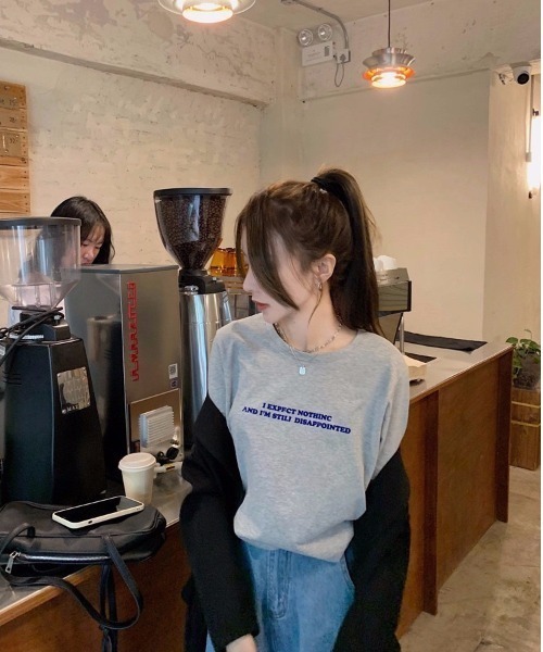 Ada.（エイダ）の「レタリングプリントクロップドTシャツ（Tシャツ/カットソー・レディース・グレー/ホワイト・FREE）」の18枚目の写真