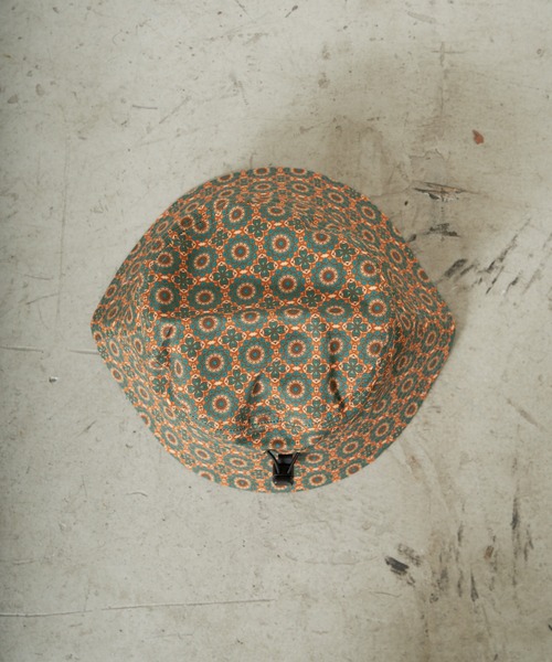 CIAOPANIC TYPY（チャオパニックティピー）の「バティック&ペイズリー柄バケットハット（ハット・メンズ・オレンジ/ブルー・ONE SIZE）」の11枚目の写真