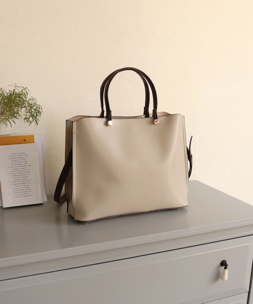 MIAN （ミアン）の「【MIAN】A4横型2Wayバッグ CLIVIA 2231-113-1（ハンドバッグ・レディース・モカ/ブラウン/ブラック/グレー/アイボリー・FREE）」の9枚目の写真