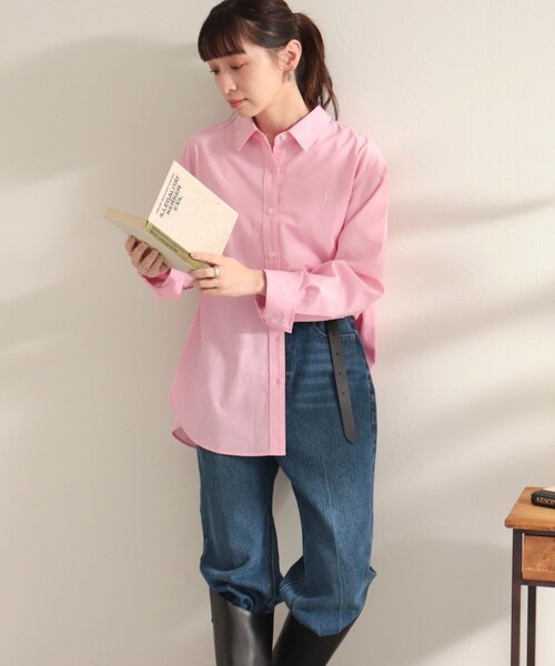 fredy emue（フレディエミュ）の「刺繍入りBasicシャツ（シャツ/ブラウス・レディース・オフホワイト/ネイビー/サックスブルー/ピンク・38）」の4枚目の写真