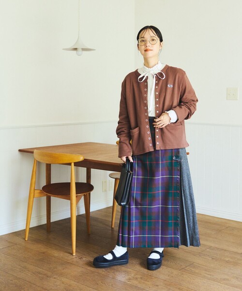 FREAK'S STORE（フリークスストア）の「TOWN CRAFT × FREAK'S STORE/タウンクラフト 別注 コンパクト カーディガン（カーディガン/ボレロ・レディース・ブラウン/その他13/ピンク/ブラック/ナチュラル・ﾌﾘ-）」の8枚目の写真