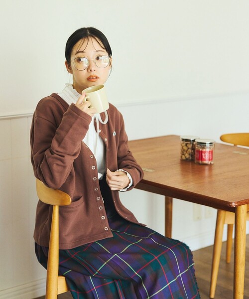 FREAK'S STORE（フリークスストア）の「TOWN CRAFT × FREAK'S STORE/タウンクラフト 別注 コンパクト カーディガン（カーディガン/ボレロ・レディース・ブラウン/その他13/ピンク/ブラック/ナチュラル・ﾌﾘ-）」の9枚目の写真