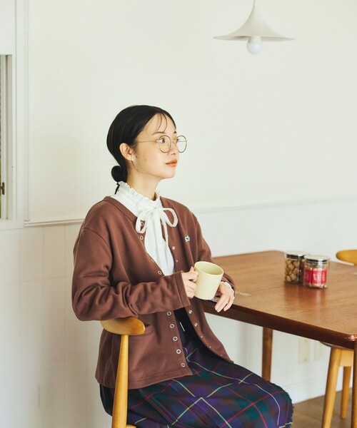 FREAK'S STORE（フリークスストア）の「TOWN CRAFT × FREAK'S STORE/タウンクラフト 別注 コンパクト カーディガン（カーディガン/ボレロ・レディース・ブラウン/その他13/ピンク/ブラック/ナチュラル・ﾌﾘ-）」の10枚目の写真