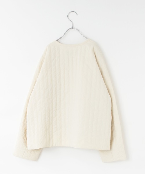 LOWRYS FARM(ローリーズファーム)の「キルティングショートジャケット 903917(ナイロンジャケット・キッズ・ブラック/アイボリー/カーキ・150cm/160cm)」の5枚目の写真