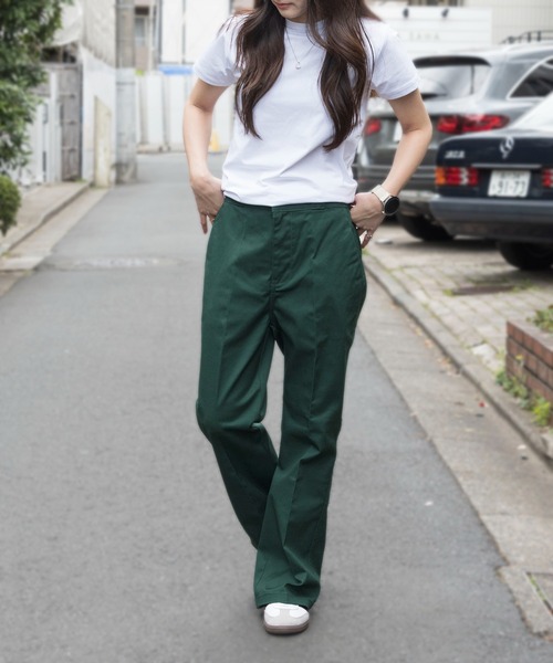 Dickies(ディッキーズ)の「【Dickies】センタークリースフレアパンツ 3187-6401 ※(チノパンツ・レディース・オリーブ/ベージュ/マルチ/パープル/アイボリー/インディゴブルー/ブラック・M/L)」の12枚目の写真