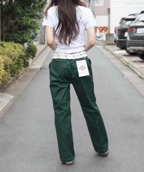 Dickies(ディッキーズ)の「【Dickies】センタークリースフレアパンツ 3187-6401 ※(チノパンツ・レディース・オリーブ/ベージュ/マルチ/パープル/アイボリー/インディゴブルー/ブラック・M/L)」の14枚目の写真