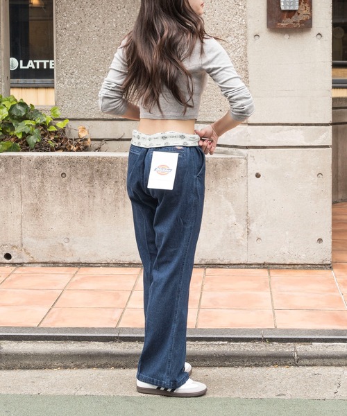 Dickies(ディッキーズ)の「【Dickies】センタークリースフレアパンツ 3187-6401 ※(チノパンツ・レディース・オリーブ/ベージュ/マルチ/パープル/アイボリー/インディゴブルー/ブラック・M/L)」の20枚目の写真