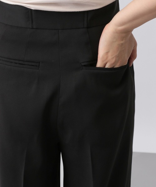 A part by(アパートバイ)の「【Sサイズあり・オールシーズン対応】インタックストレートパンツ(その他パンツ・レディース・ブラック/ベージュ系その他・SMALL/MEDIUM)」の4枚目の写真