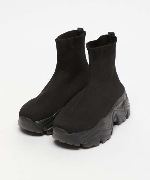 LAKOLE（ラコレ）の「スニーカーソールニットブーツ / 969369（ブーツ・レディース・ベージュ/ブラック・LARGE/MEDIUM）」の6枚目の写真