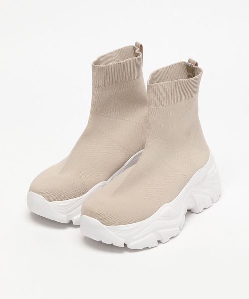 LAKOLE（ラコレ）の「スニーカーソールニットブーツ / 969369（ブーツ・レディース・ベージュ/ブラック・LARGE/MEDIUM）」の7枚目の写真