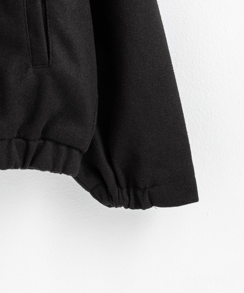 Rocky Monroe（ロッキーモンロー）の「オーバーサイズ ウールテックメルトン ドルマンスリーブショートブルゾン（ブルゾン・メンズ・ブラック/チャコール/ネイビー/オフホワイト/グレイッシュベージュ/ブラウン・L/M）」の16枚目の写真