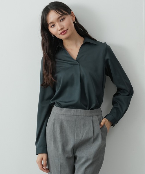 TRUDEA(トルディア)の「襟付きスキッパ―ネックシャツブラウス(シャツ/ブラウス・レディース・ベージュ/ブルーグリーン/ホワイト/ネイビー/グレイッシュベージュ/サックスブルー・MEDIUM)」の2枚目の写真