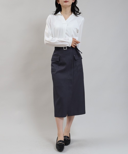 TRUDEA(トルディア)の「襟付きスキッパ―ネックシャツブラウス(シャツ/ブラウス・レディース・ベージュ/ブルーグリーン/ホワイト/ネイビー/グレイッシュベージュ/サックスブルー・MEDIUM)」の10枚目の写真