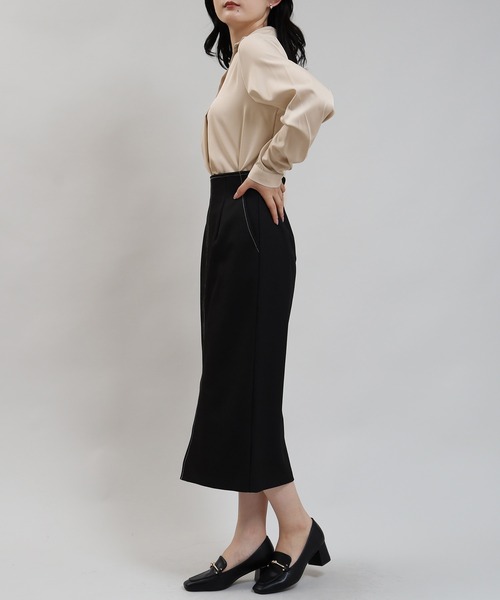 TRUDEA(トルディア)の「襟付きスキッパ―ネックシャツブラウス(シャツ/ブラウス・レディース・ベージュ/ブルーグリーン/ホワイト/ネイビー/グレイッシュベージュ/サックスブルー・MEDIUM)」の16枚目の写真