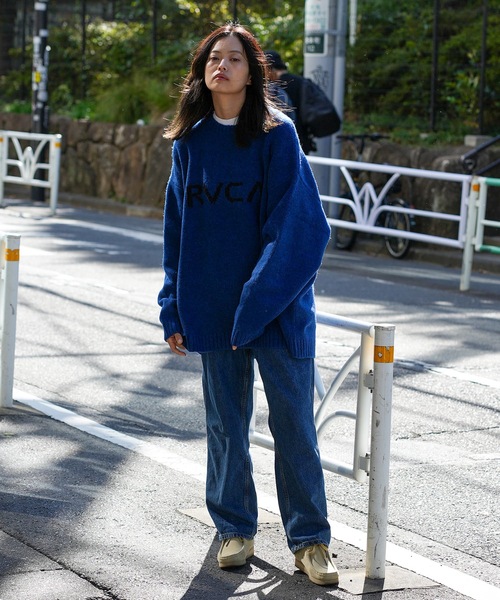 RVCA(ルーカ)の「RVCA メンズ BIG RVCA KNIT セーター【2023年秋冬モデル】/ルーカニット(ニット/セーター・メンズ・ブルー/ブラック/ゴールド・MEDIUM/SMALL/LARGE/X-LARGE)」の20枚目の写真