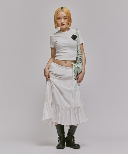 FEKETE ティアードフレアスカート FEKETE（フェケテ）の「TIERED FLARED SKIRT / ティアードフレア