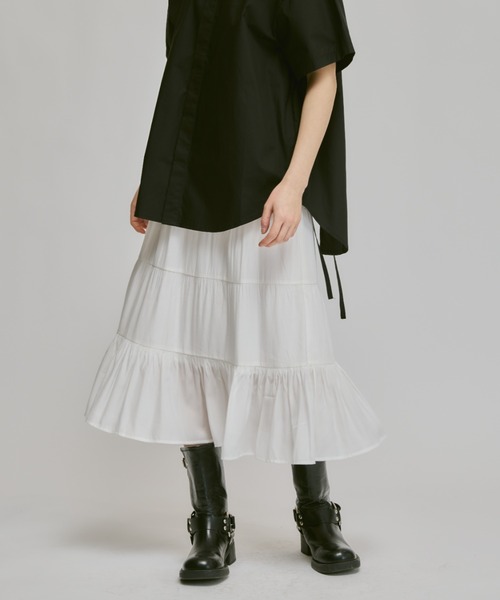 FEKETE（フェケテ）の「TIERED FLARED SKIRT / ティアードフレア